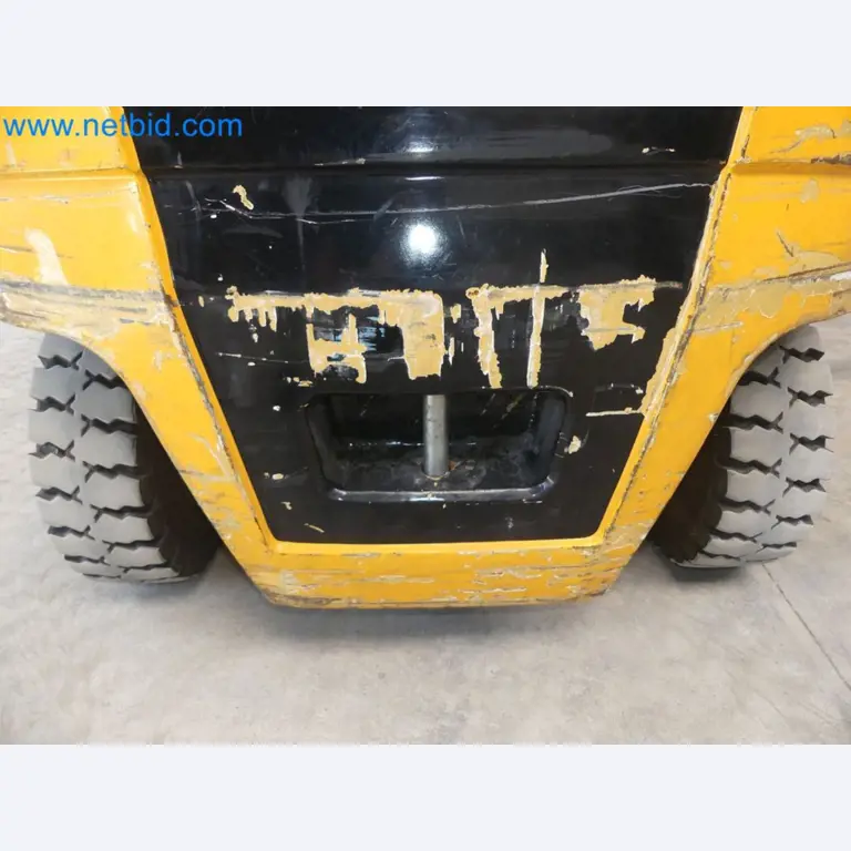 Hyundai 40B-9 electric front forklift truck with Still HFX 80V-170A charger-65