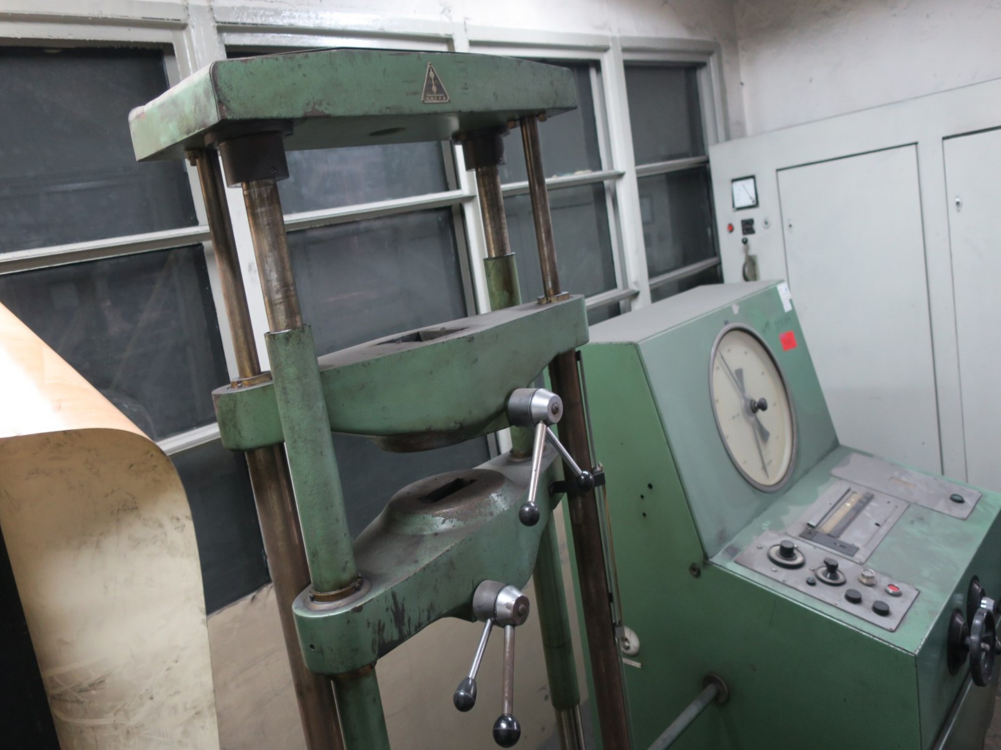 Metalworking machines-12