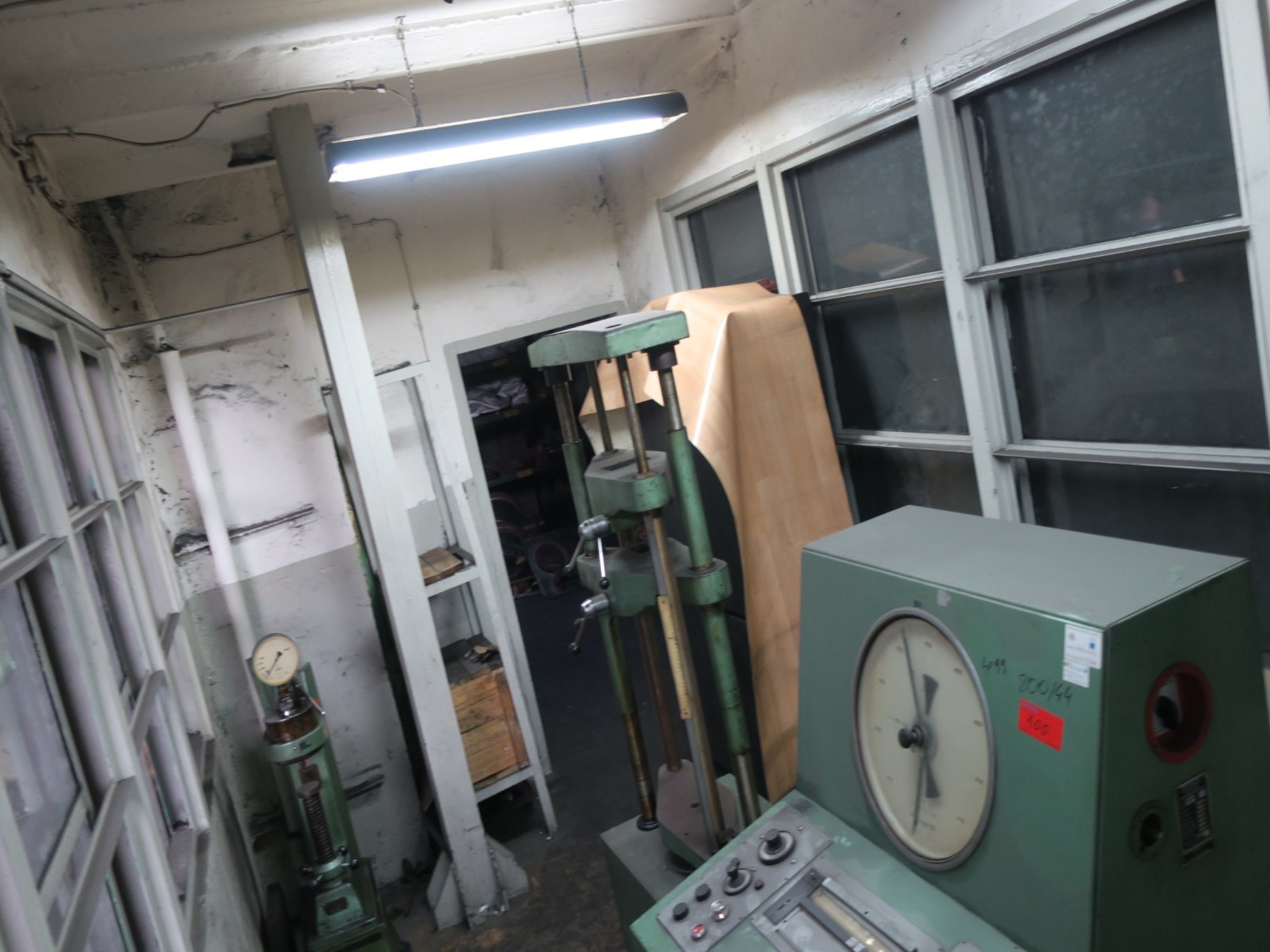 Metalworking machines-3