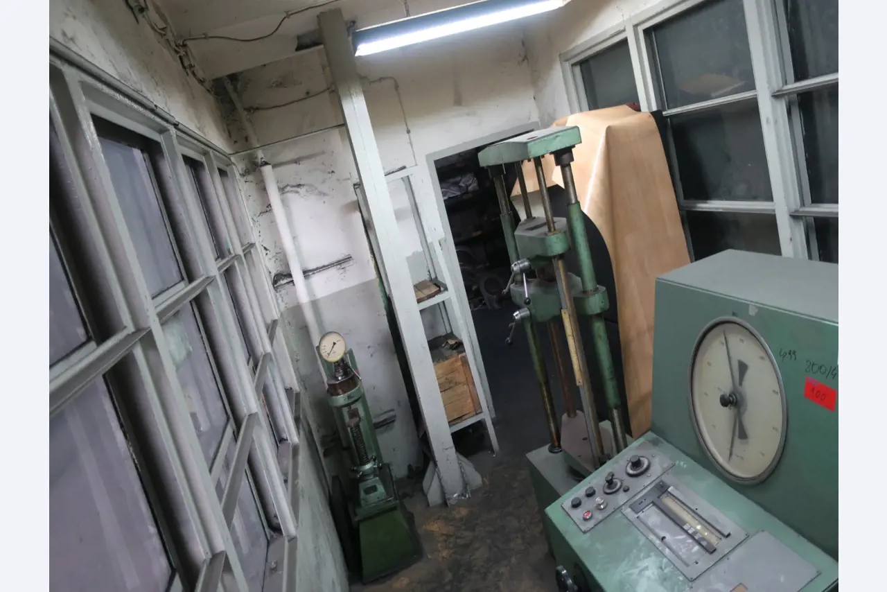 Metalworking machines-4