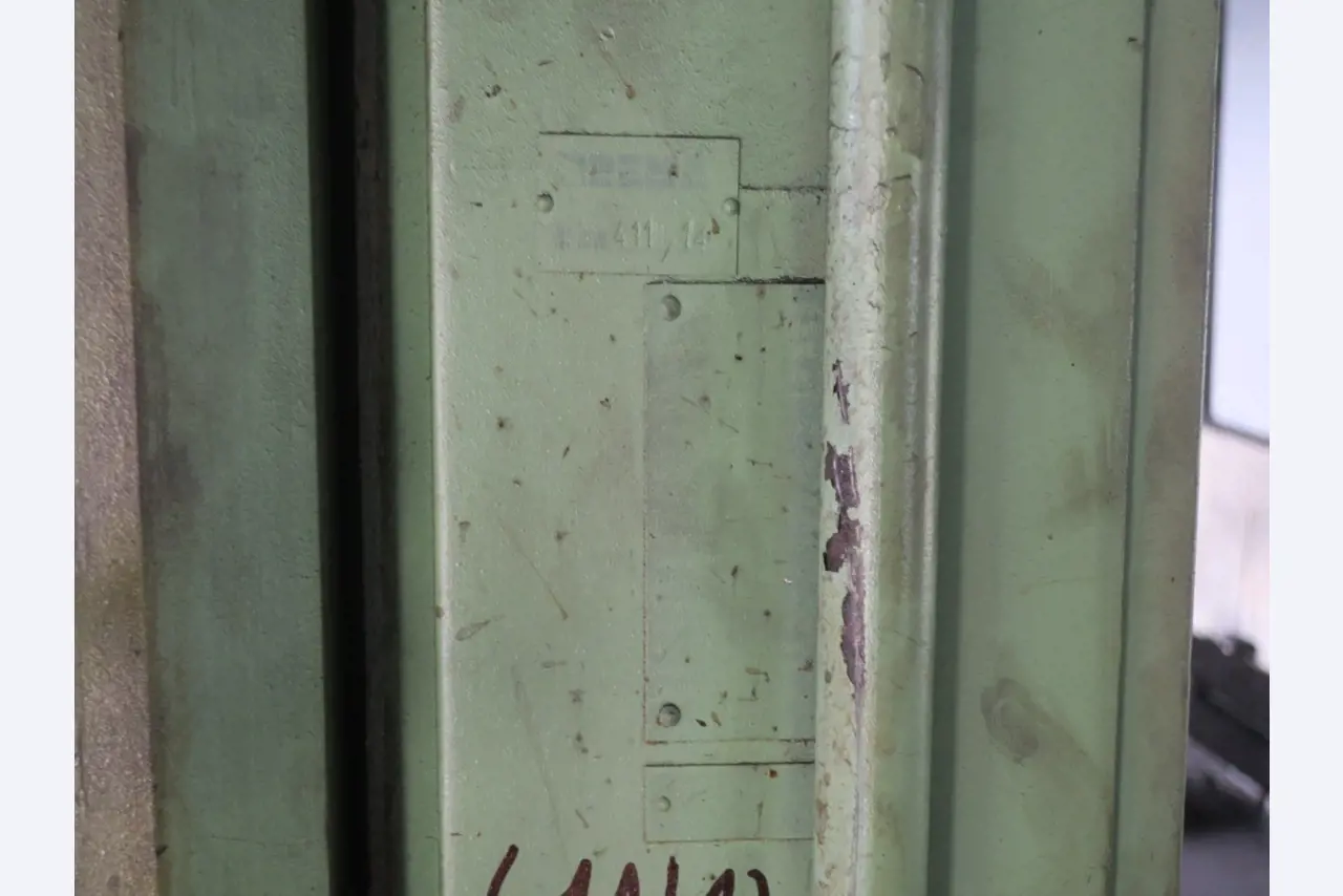 Metalworking machines-10