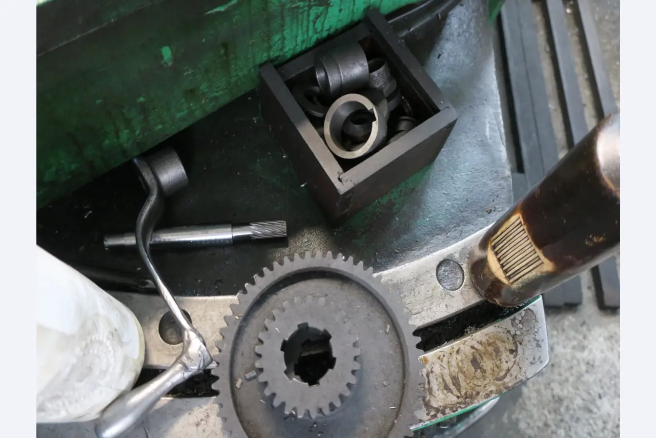 Metalworking machines-10