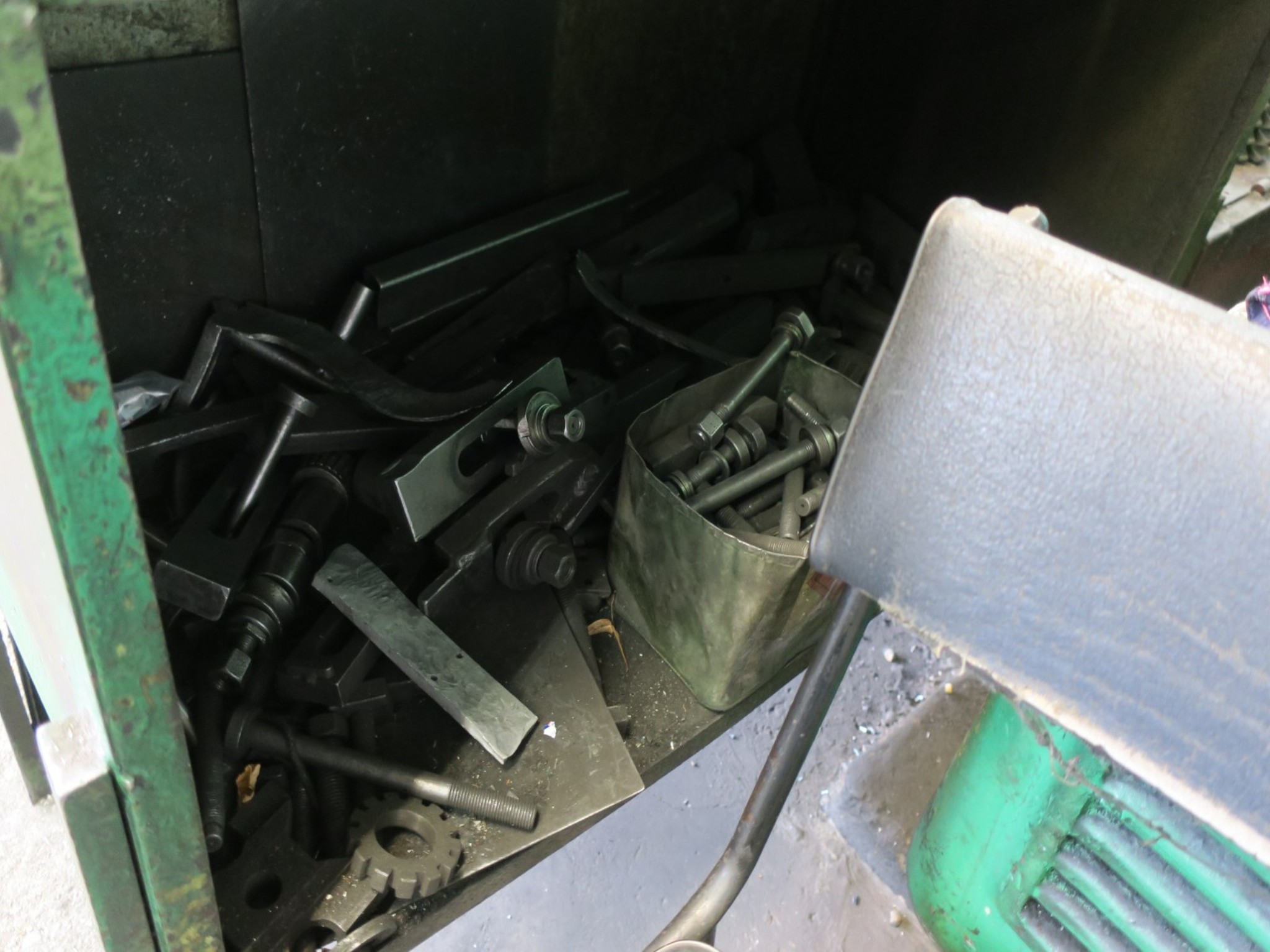 Metalworking machines-13