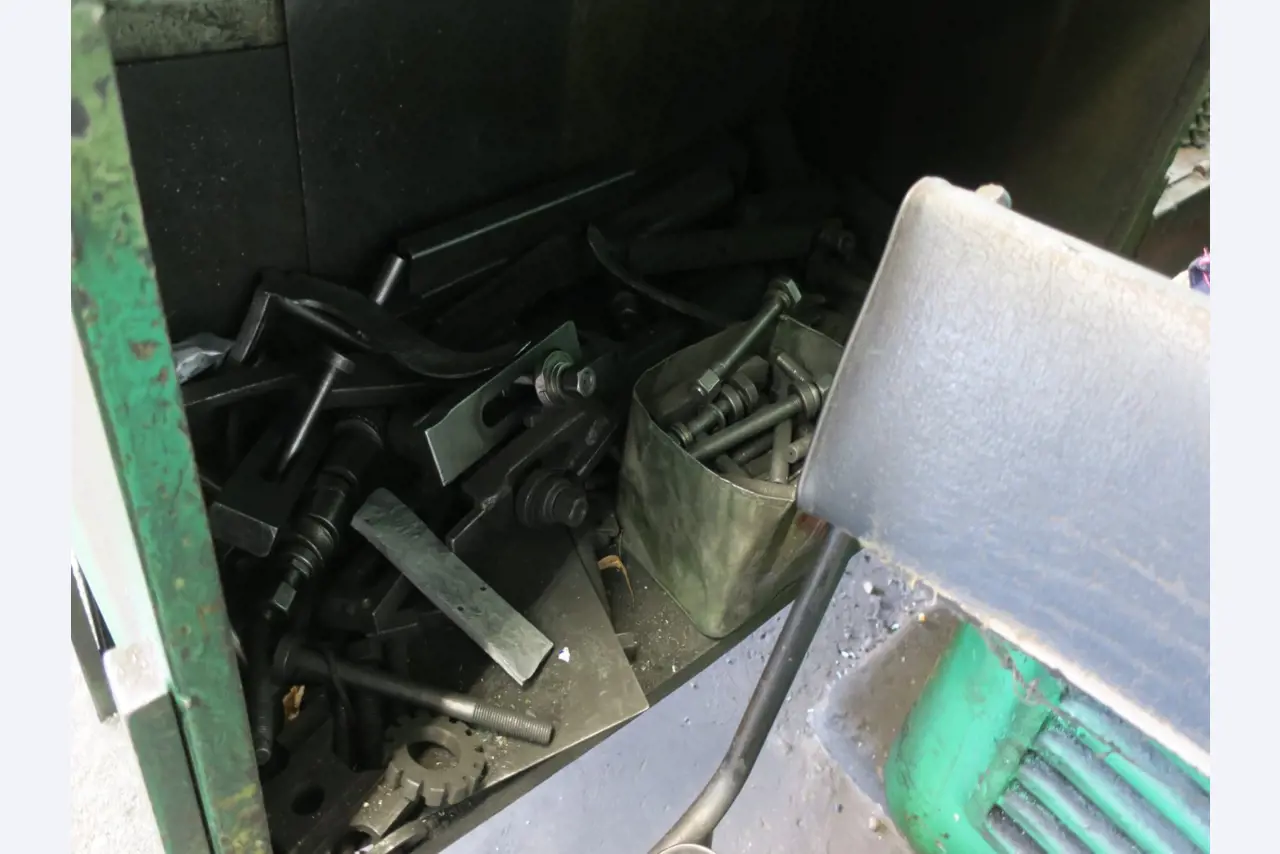 Metalworking machines-13