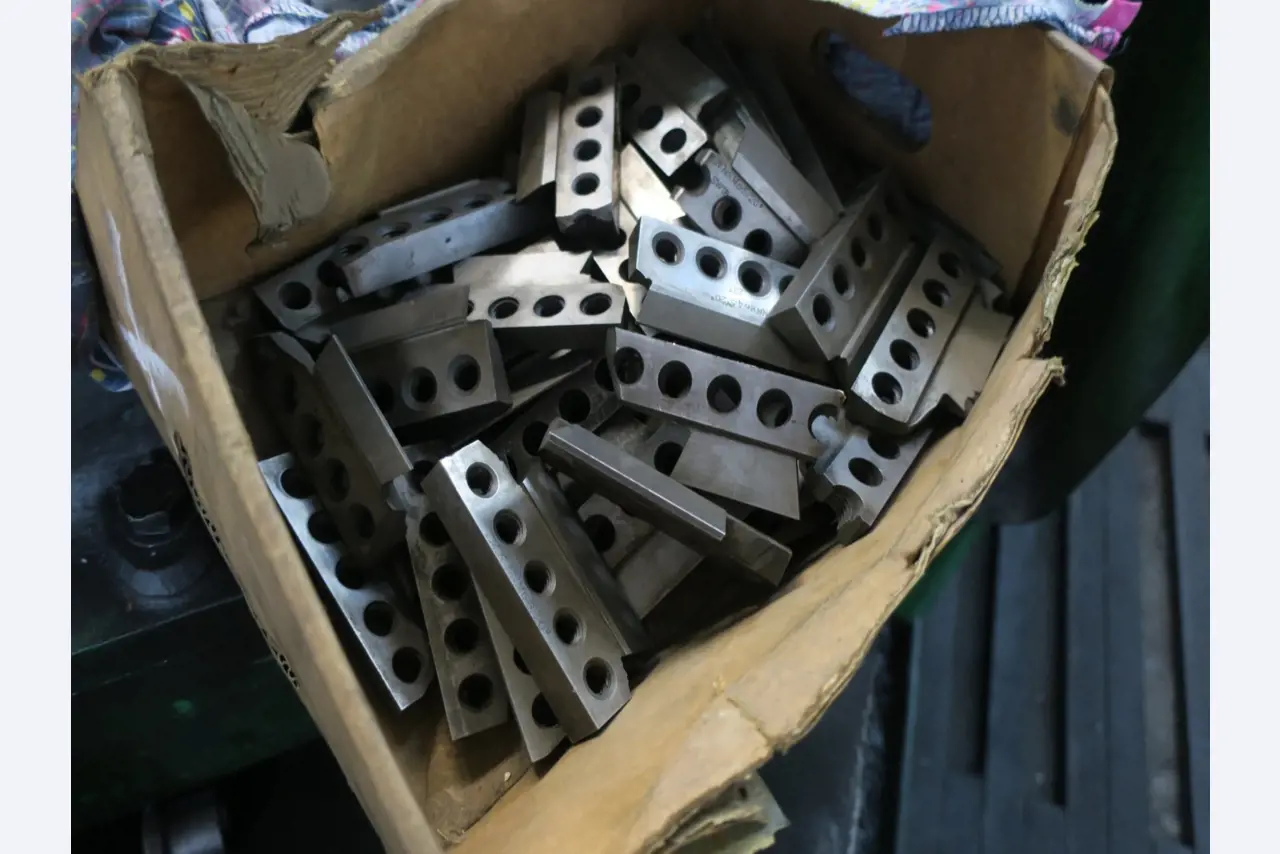 Metalworking machines-20