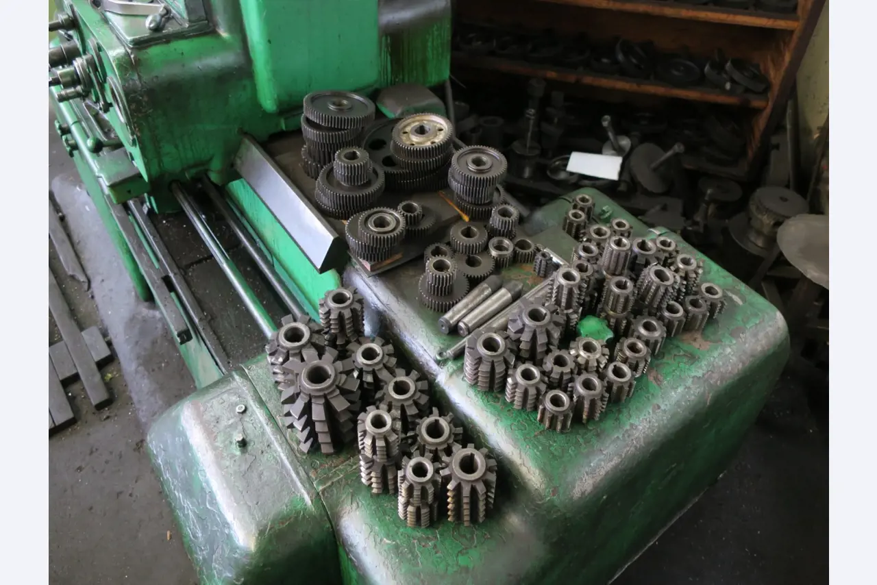 Metalworking machines-4
