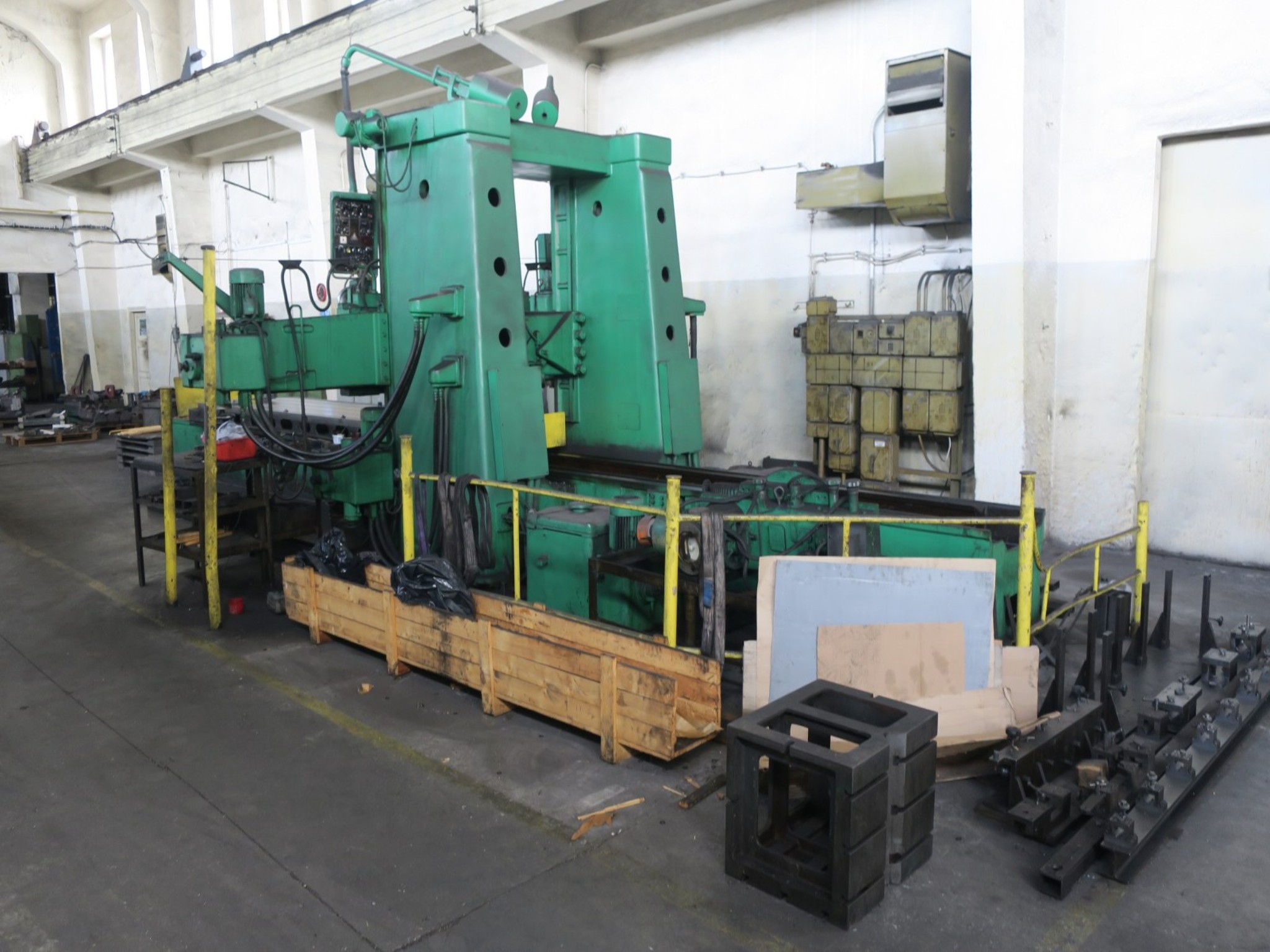 Metalworking machines-13