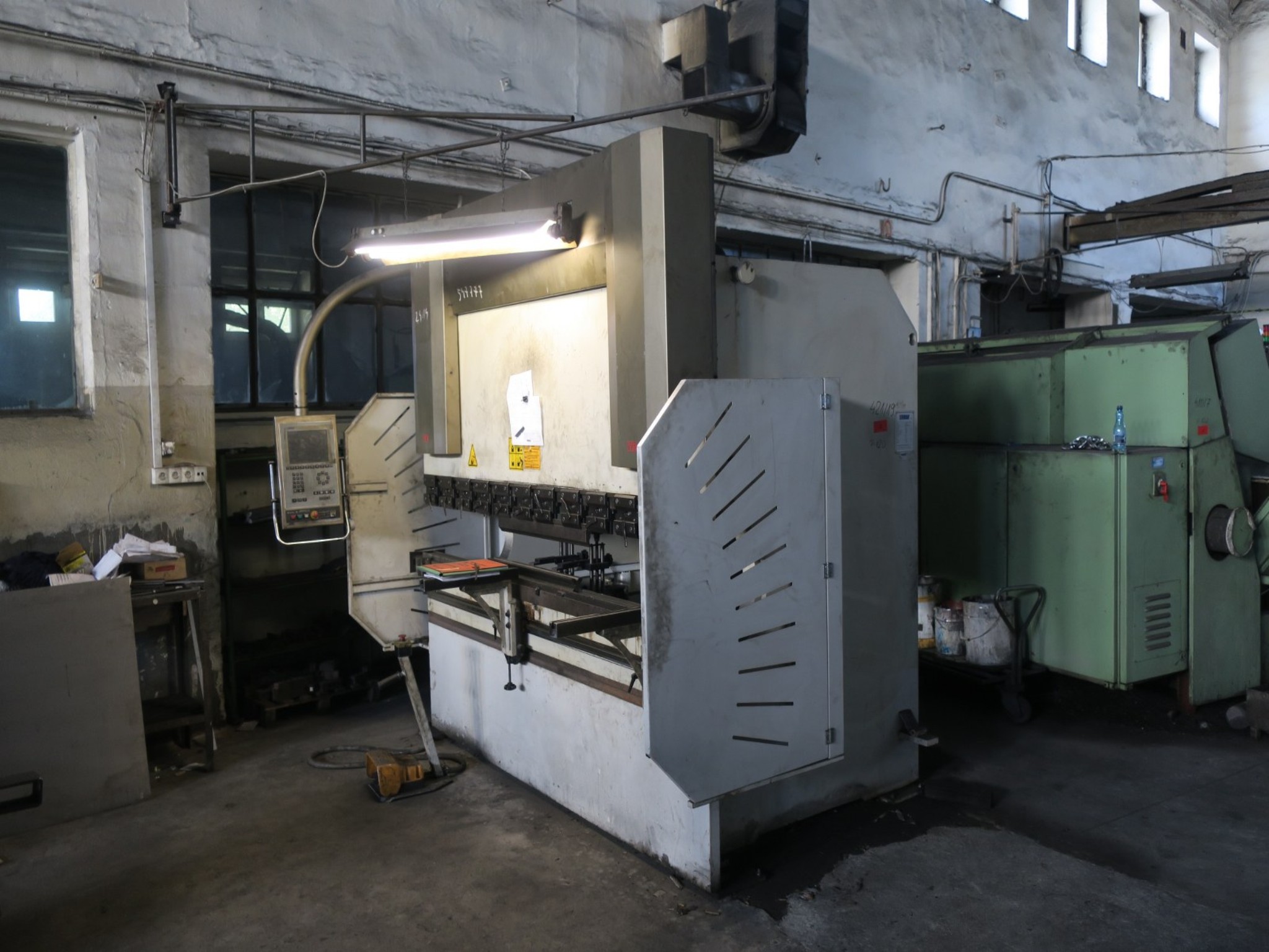 Maszyny do obróbki metalu-12