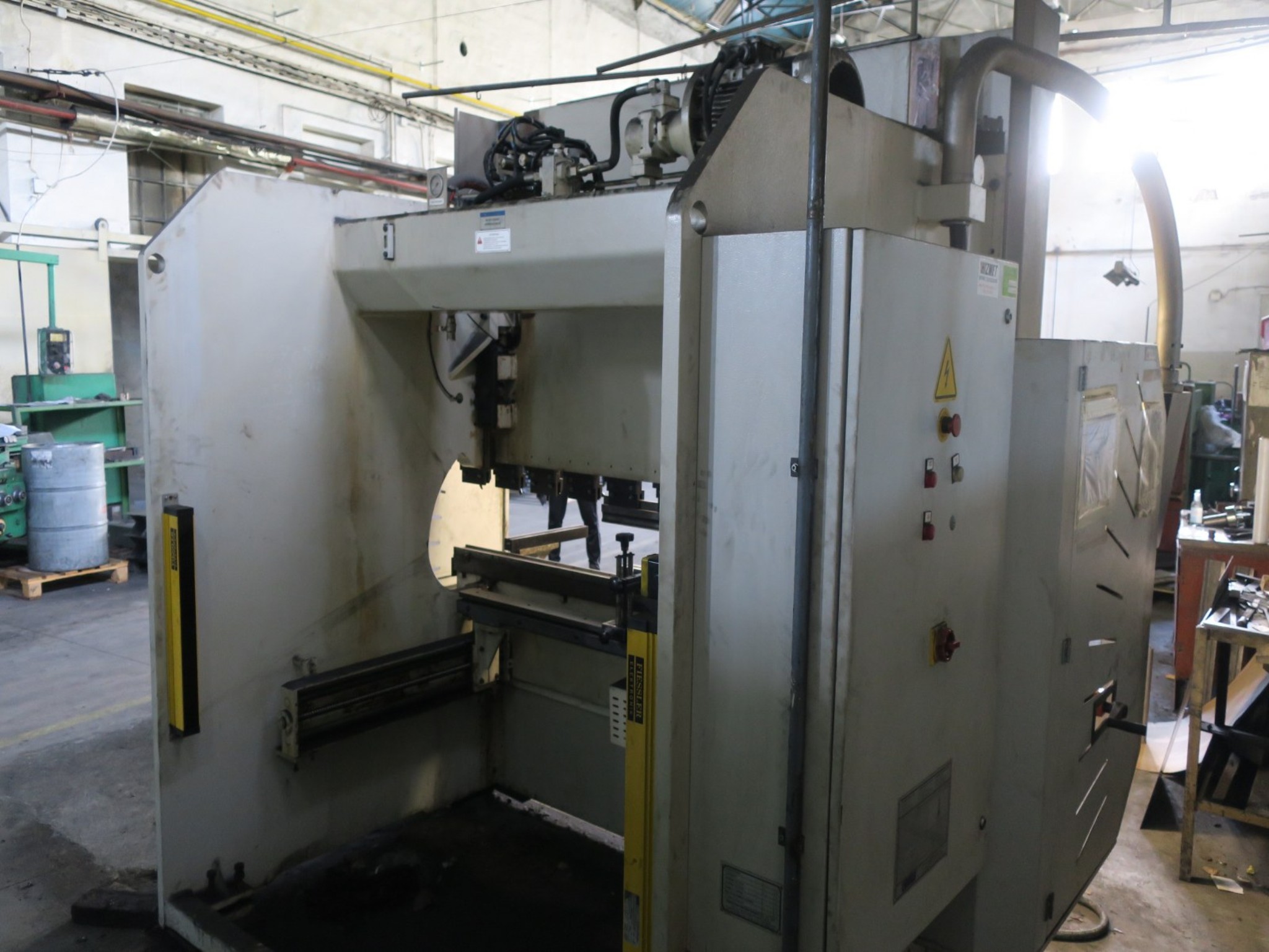 Maszyny do obróbki metalu-15