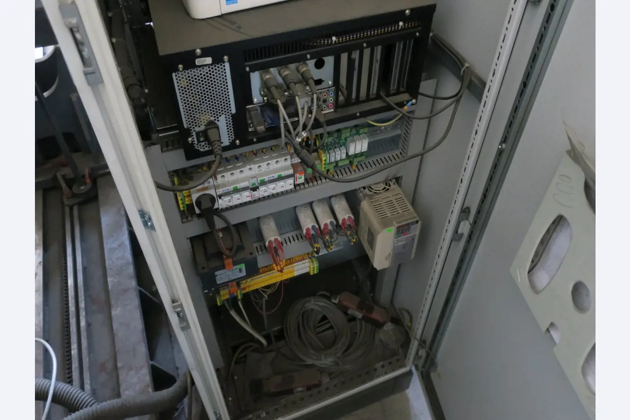 Metalworking machines-17