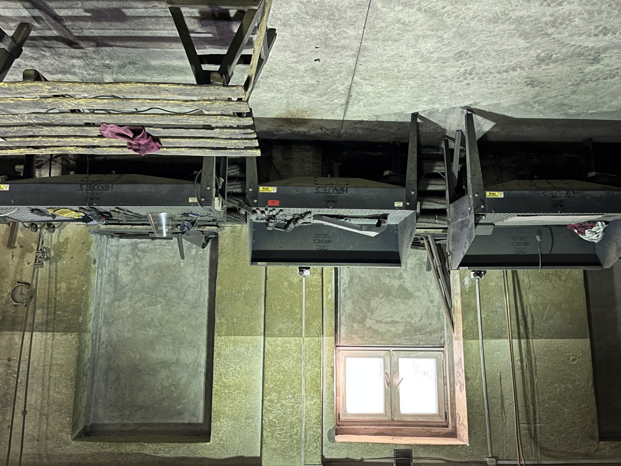 Metalworking machines-4