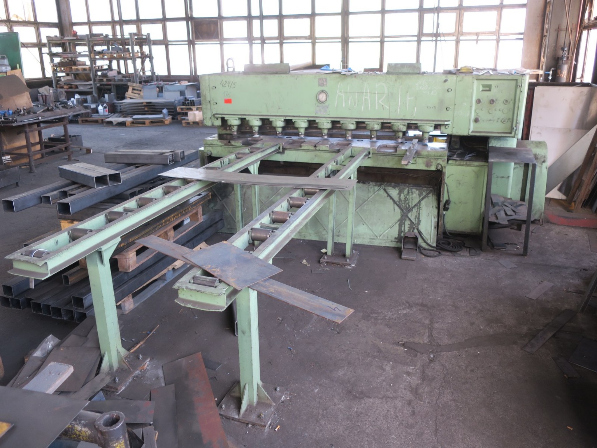 Metalworking machines-4