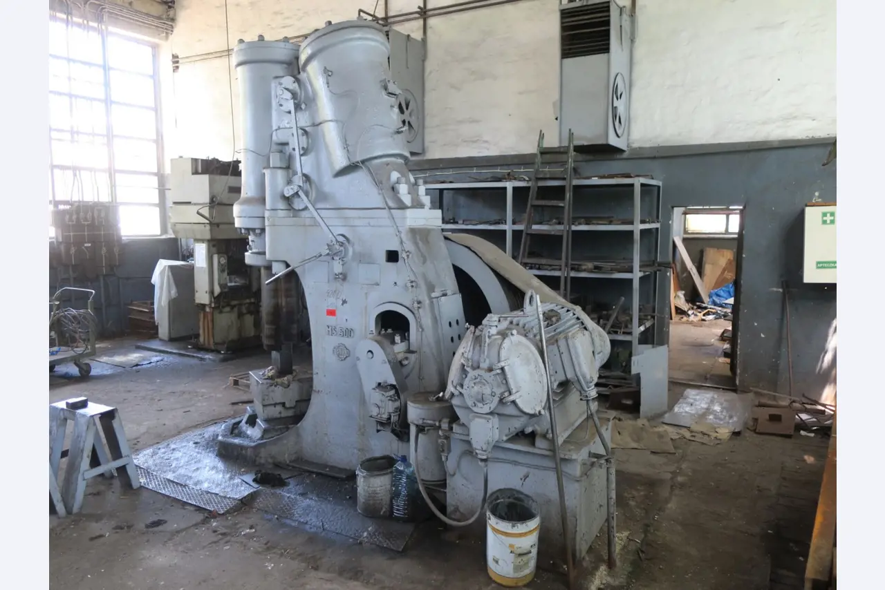 Metalworking machines-10