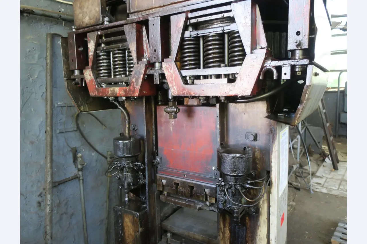 Metalworking machines-4