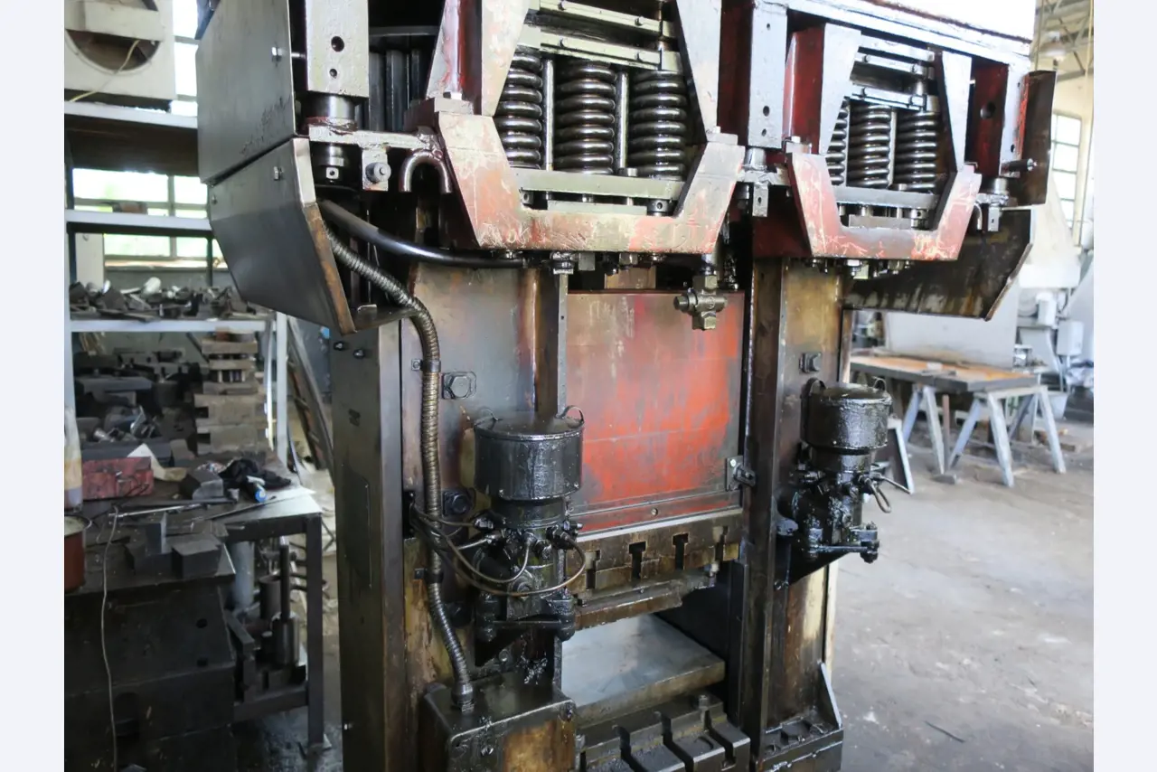 Metalworking machines-7