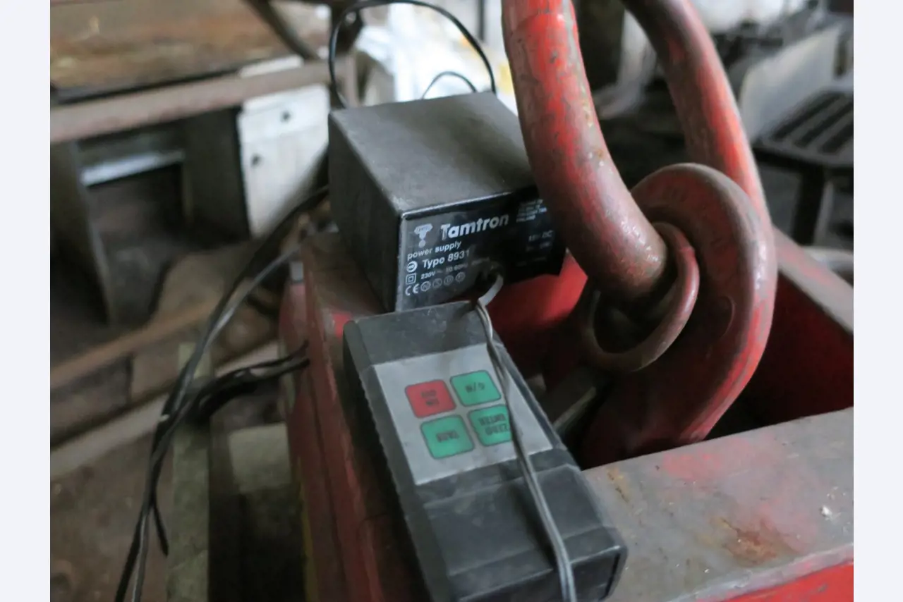 Metalworking machines-16