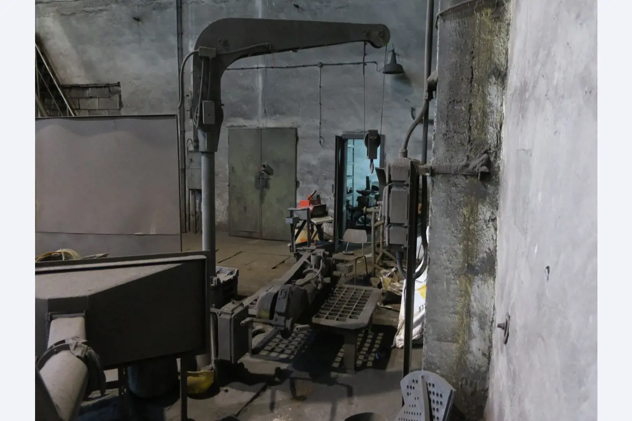 Metalworking machines-10