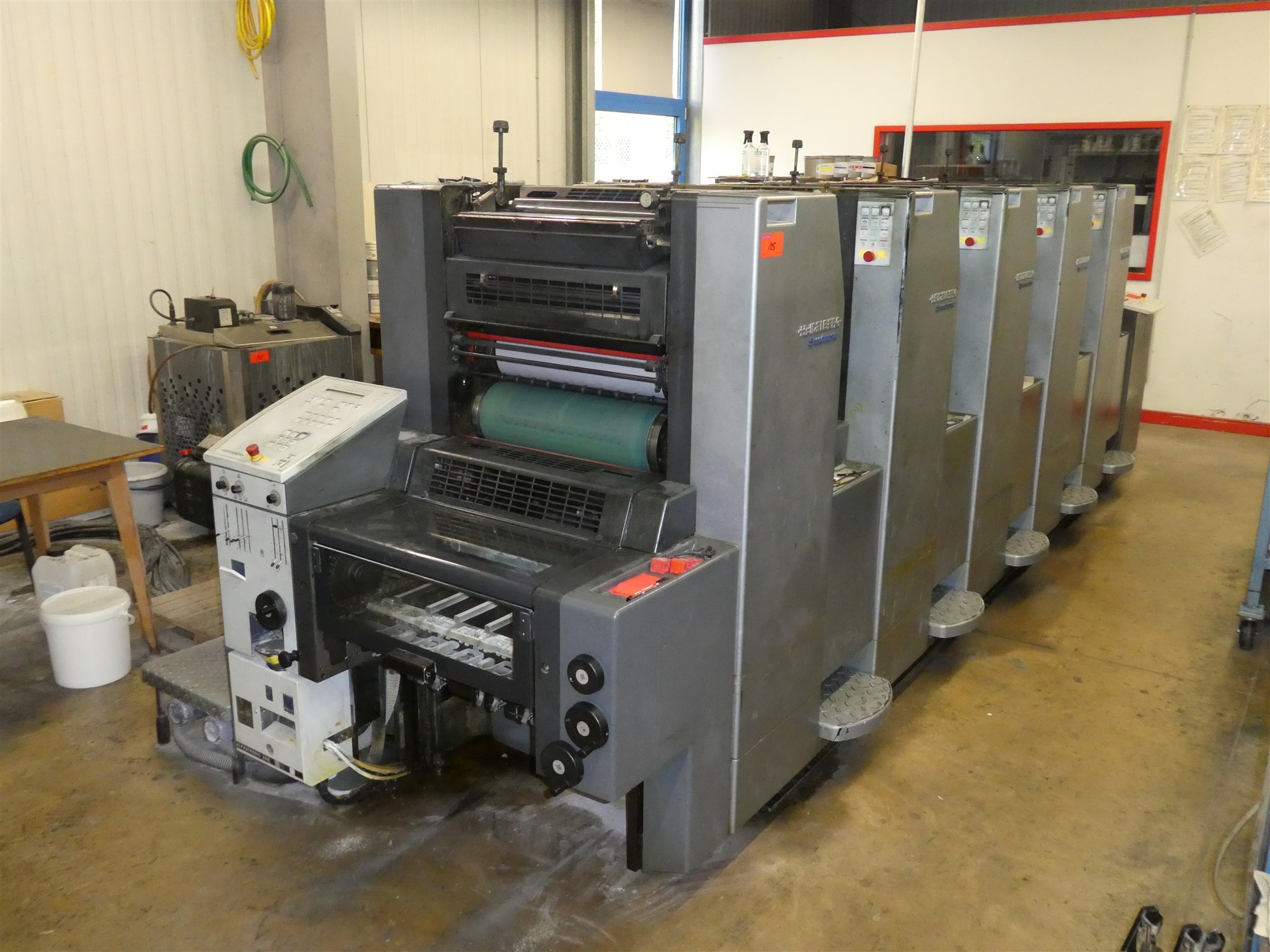 Machines from the offset printing sector-16
