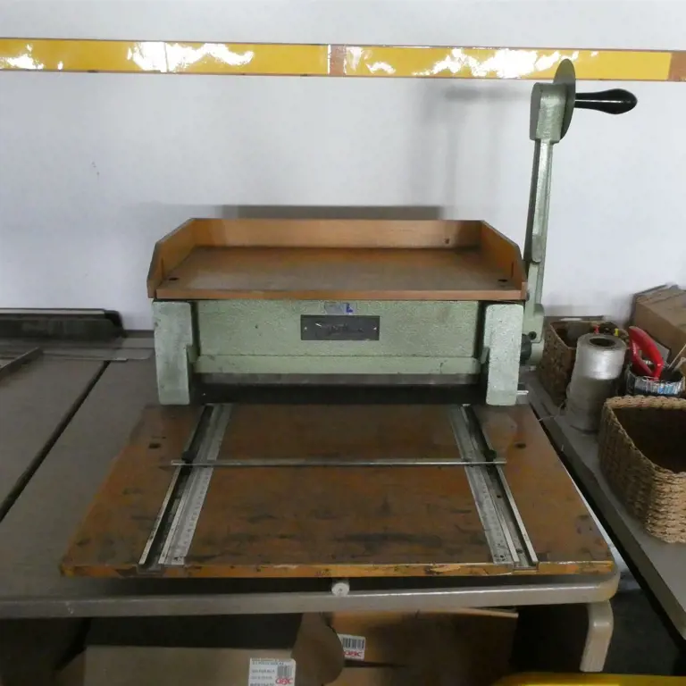manueller Stapelschneider Foellmer EX