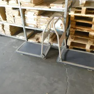 2 Plattformtransportwagen