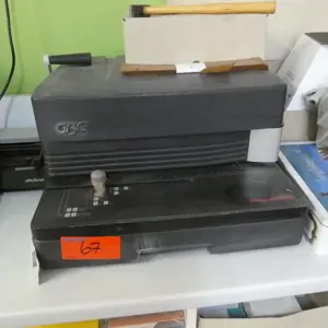 Stanzmaschine GBC Magnapunch