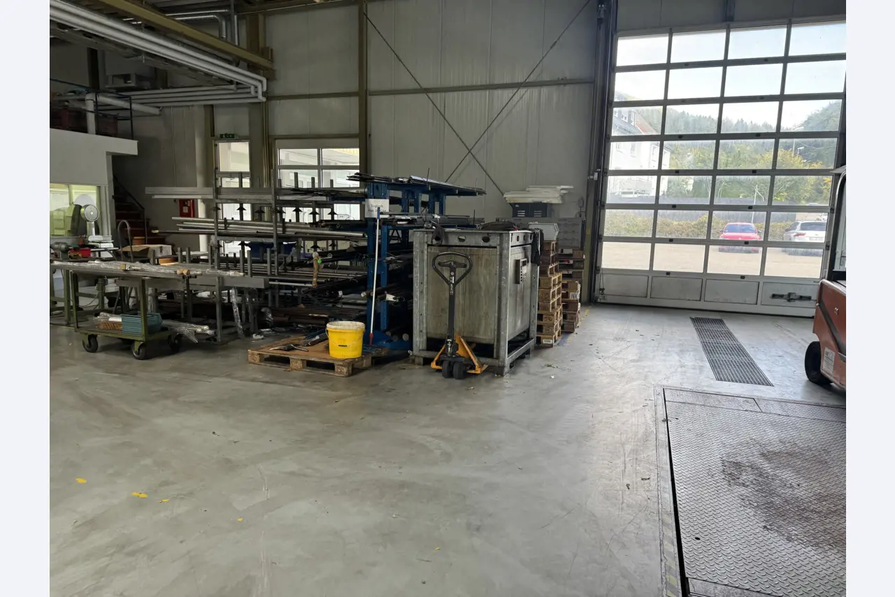 Machines for metal processing-7