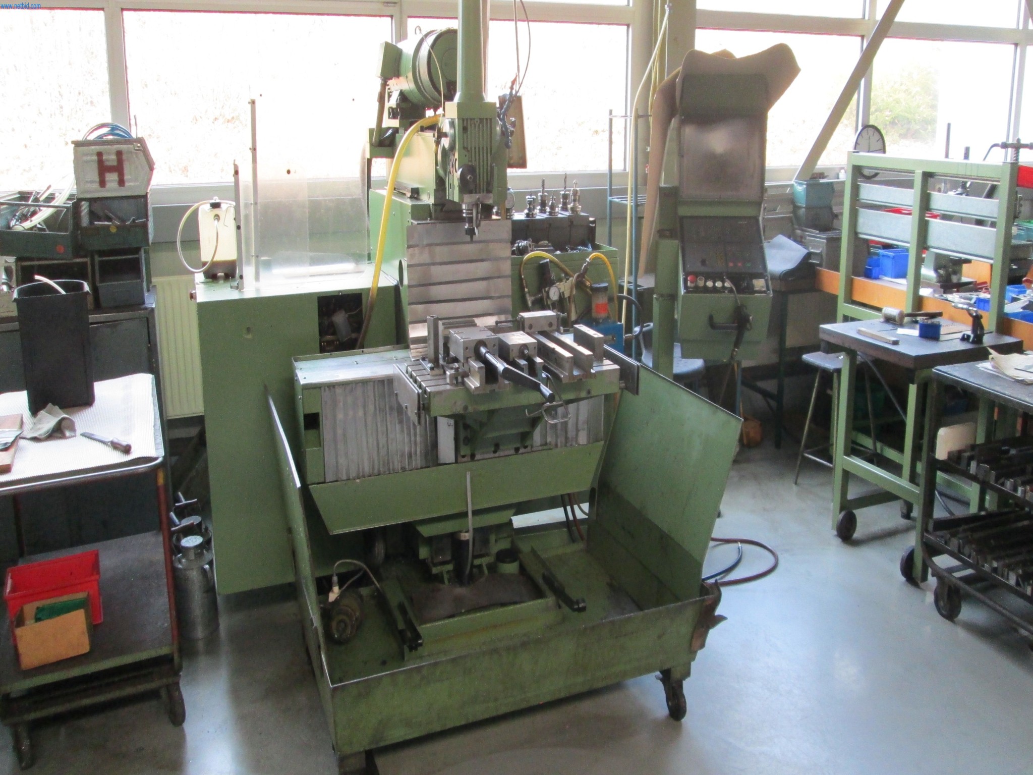 Maschinen für die Metallverarbeitung -1