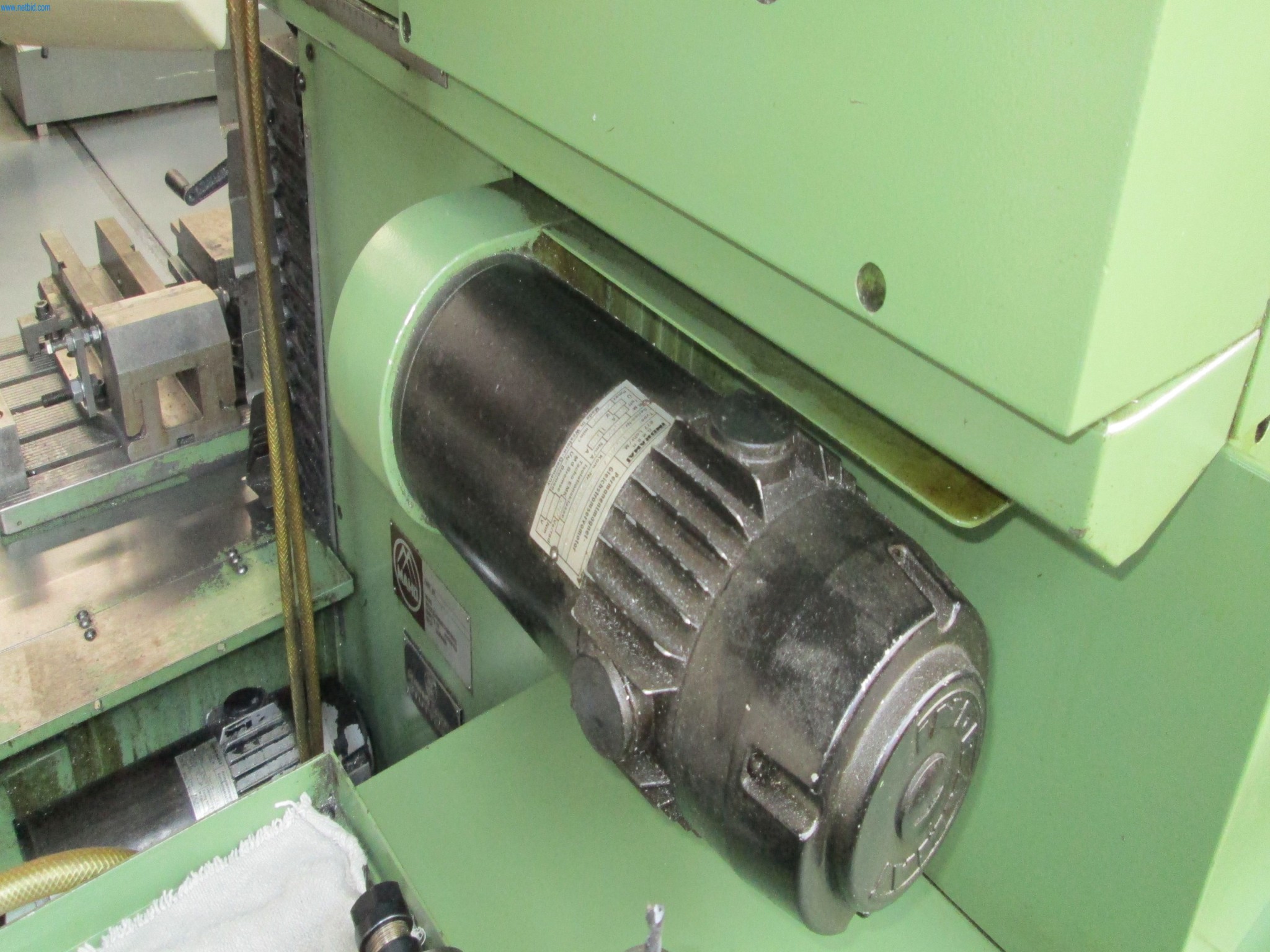 Maschinen für die Metallverarbeitung -9