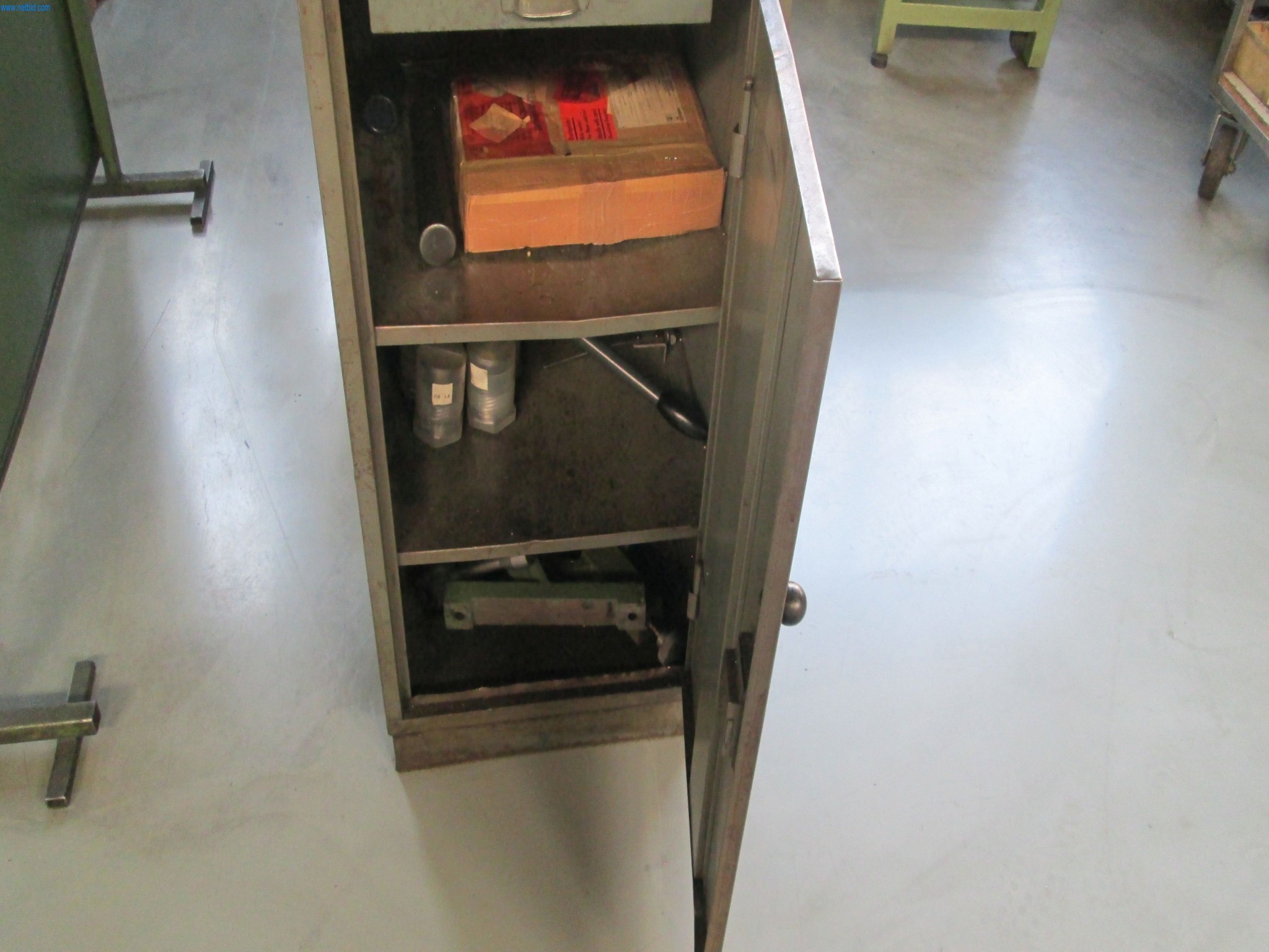 Maschinen für die Metallverarbeitung -10