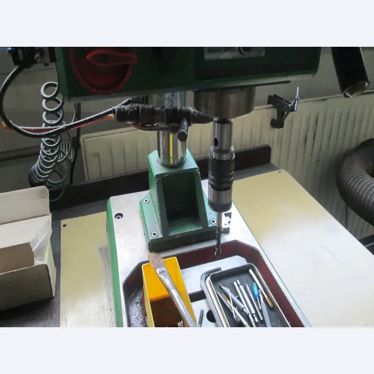 Stroje na zpracování kovů-3