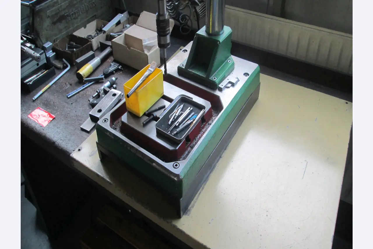 Stroje na zpracování kovů-4