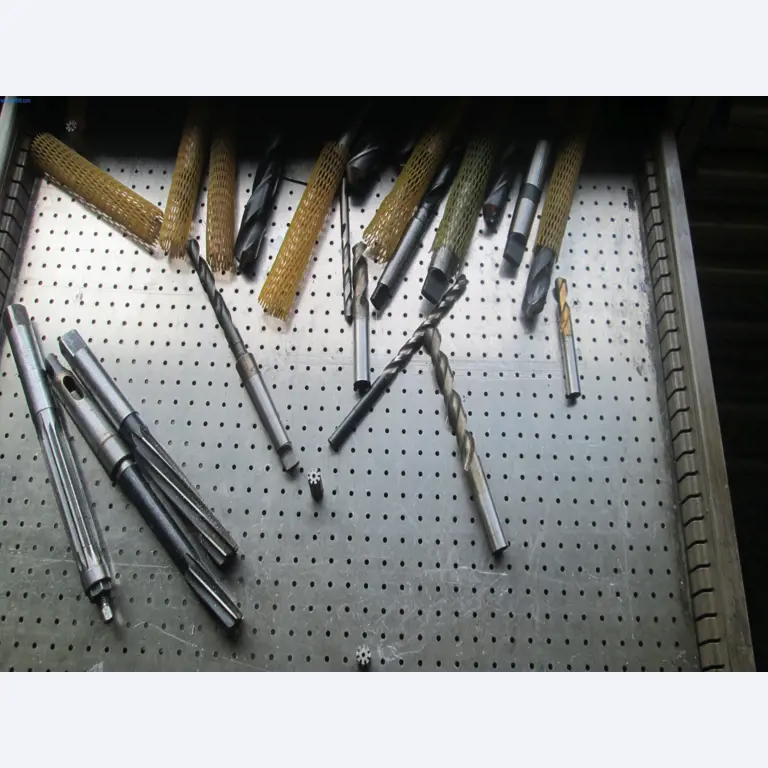 Stroje na zpracování kovů-10