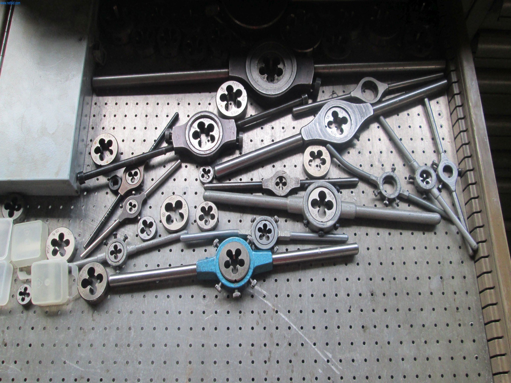 Stroje na zpracování kovů-11