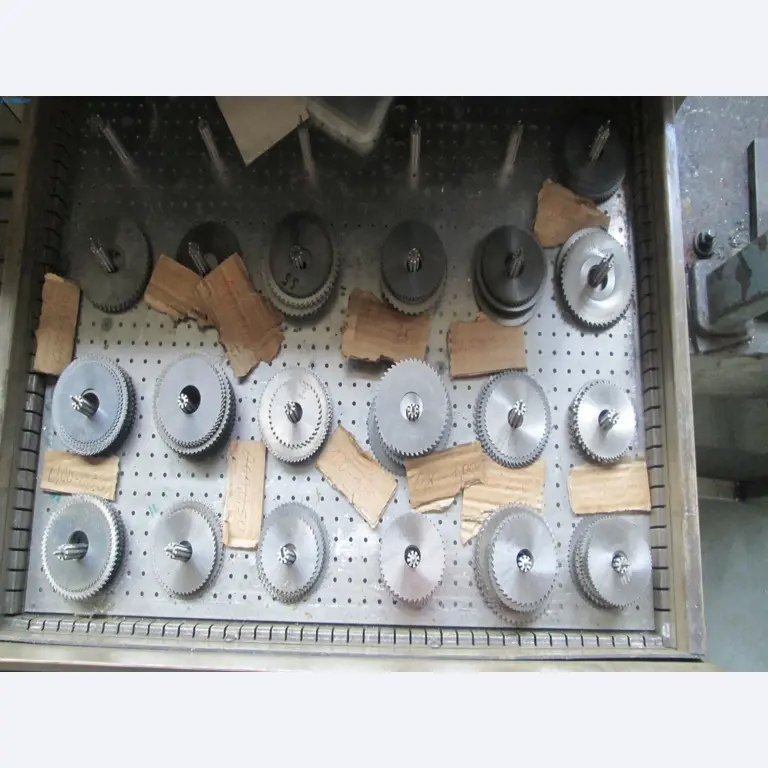 Stroje na zpracování kovů-8