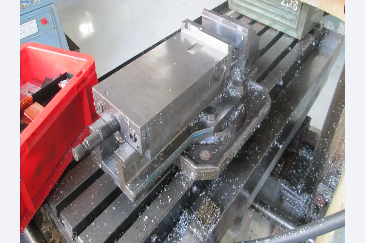 Machines pour le travail des métaux-6