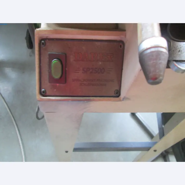 Maschinen für die Metallverarbeitung -11