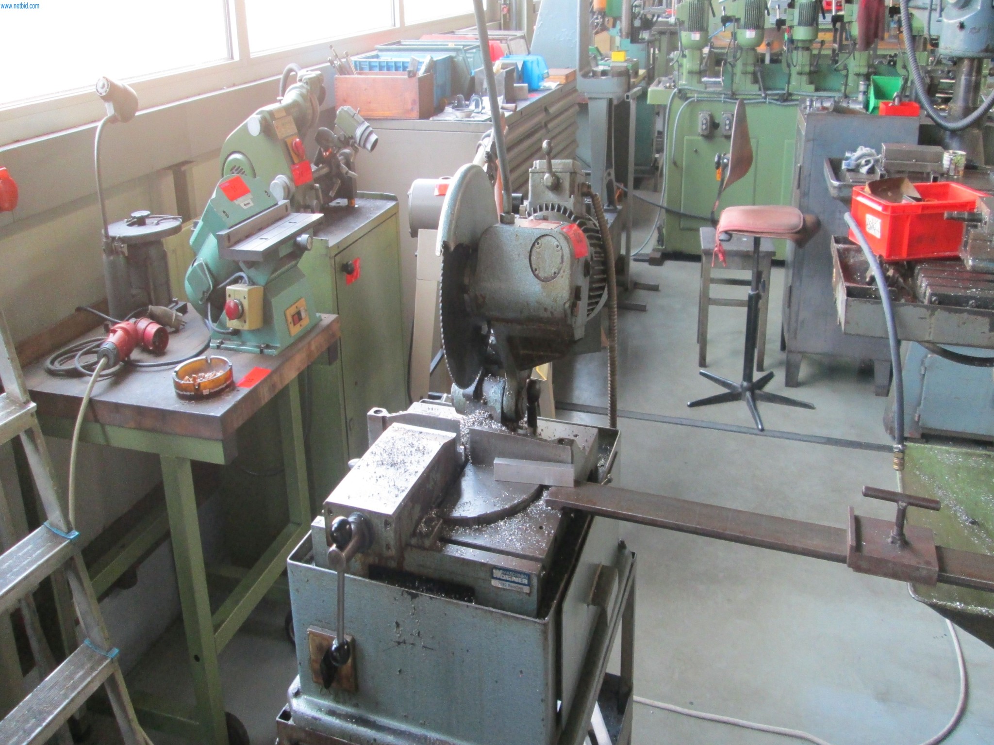 Machines for metal processing-13