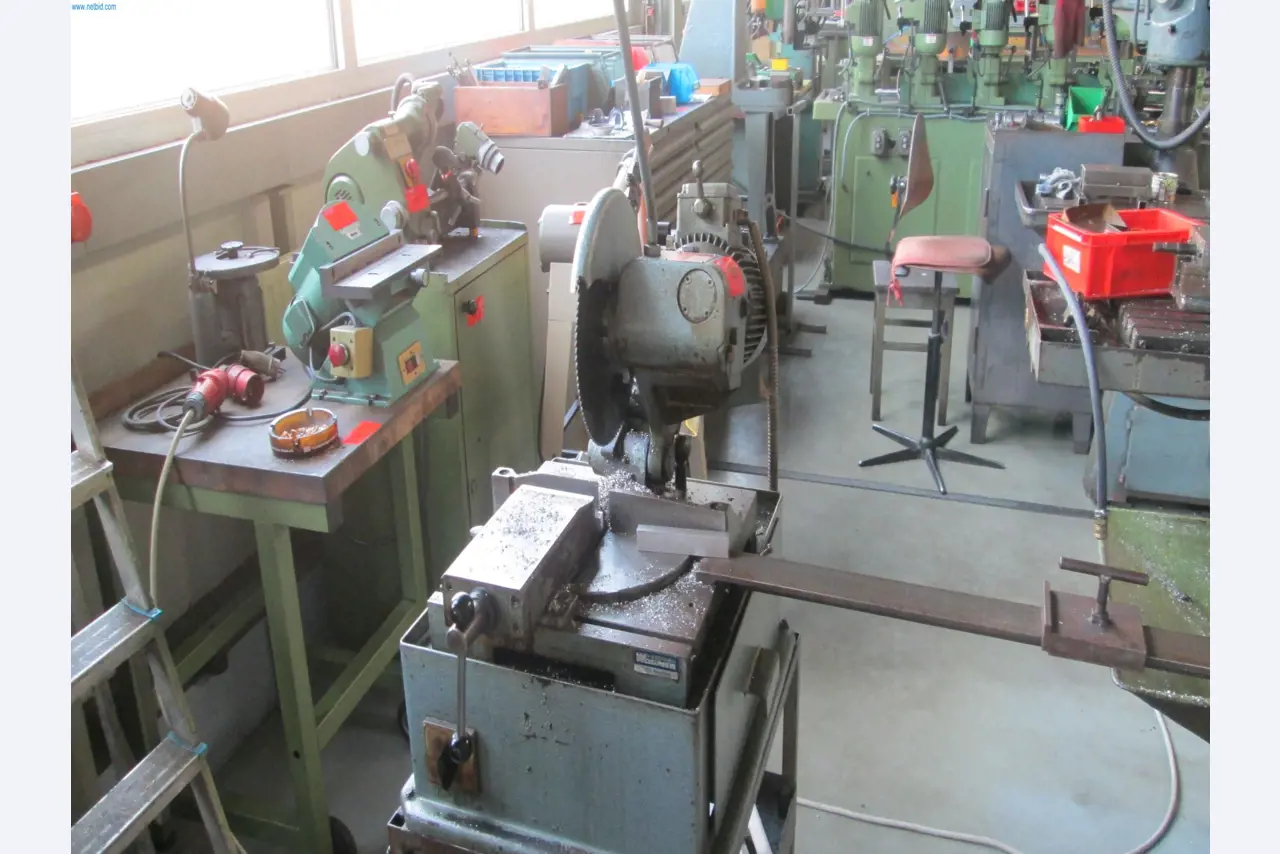 Maschinen für die Metallverarbeitung -13