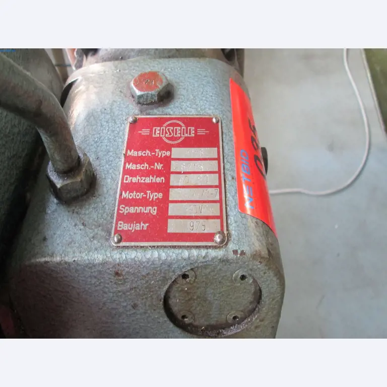 Maschinen für die Metallverarbeitung -16