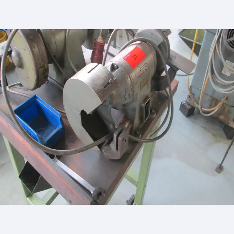 Maschinen für die Metallverarbeitung -19