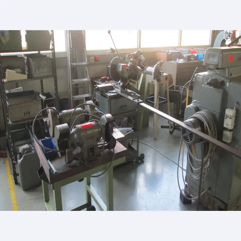 Maschinen für die Metallverarbeitung -1