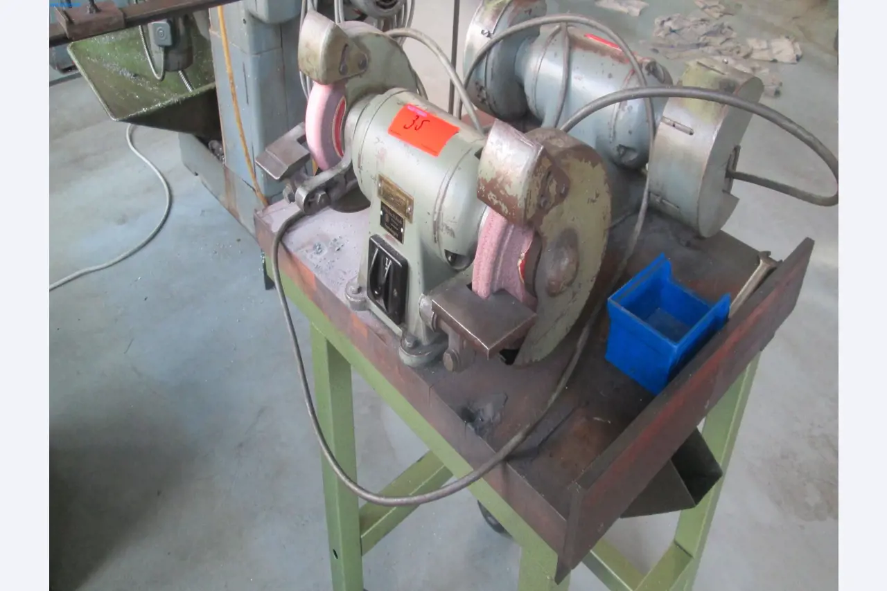 Maschinen für die Metallverarbeitung -20