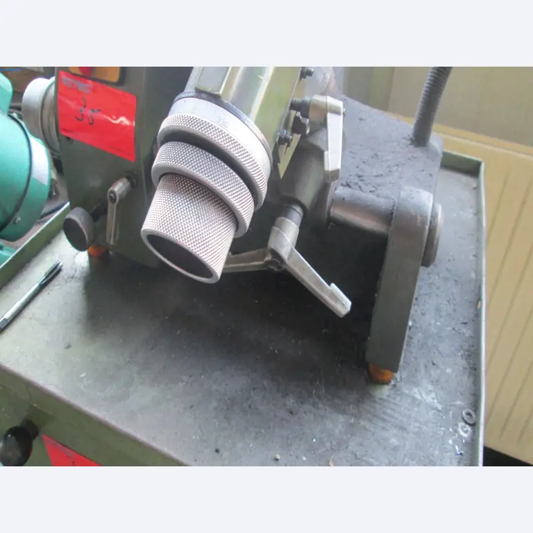 Maschinen für die Metallverarbeitung -8