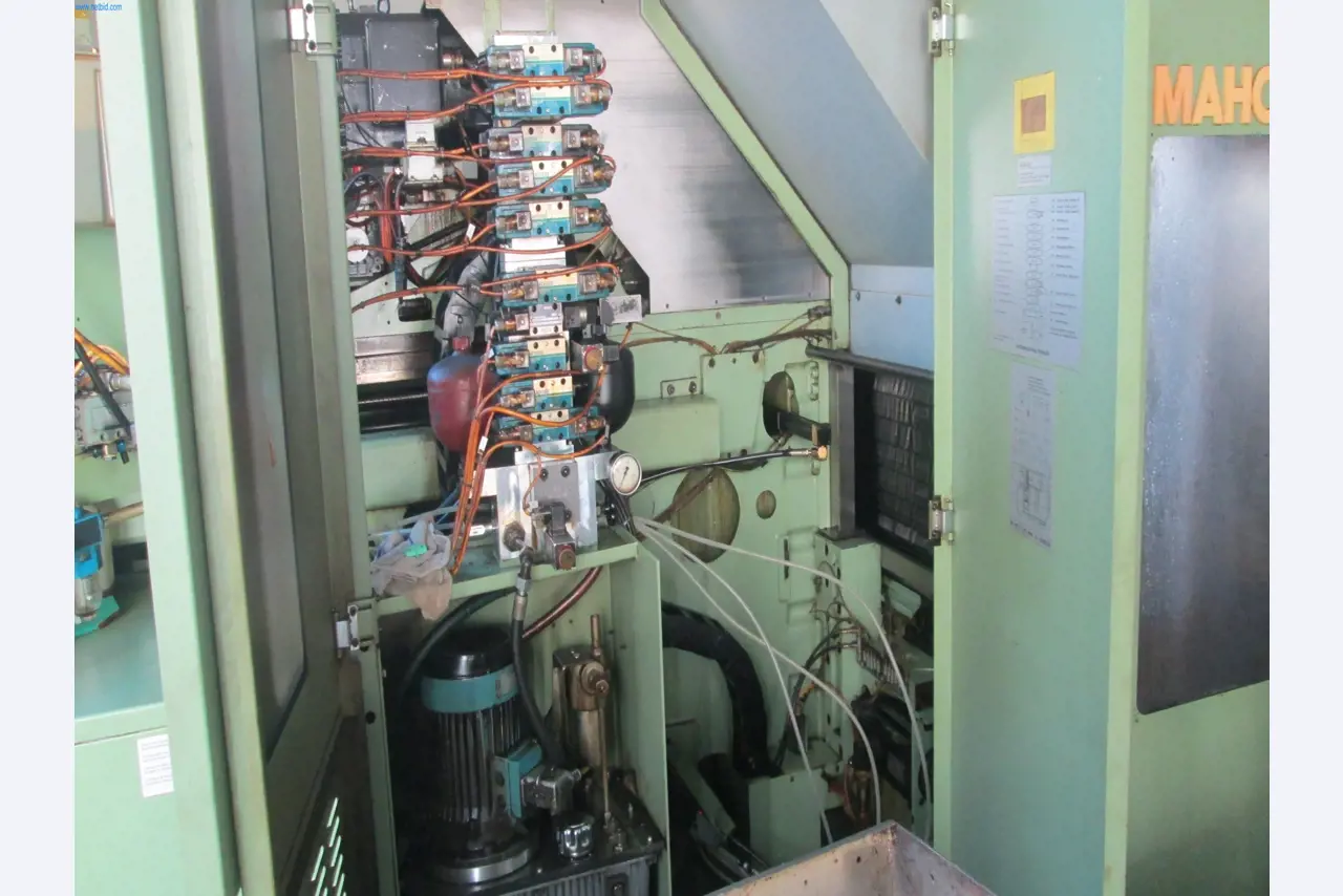 Maschinen für die Metallverarbeitung -13