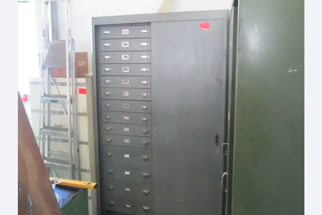 Maschinen für die Metallverarbeitung -5