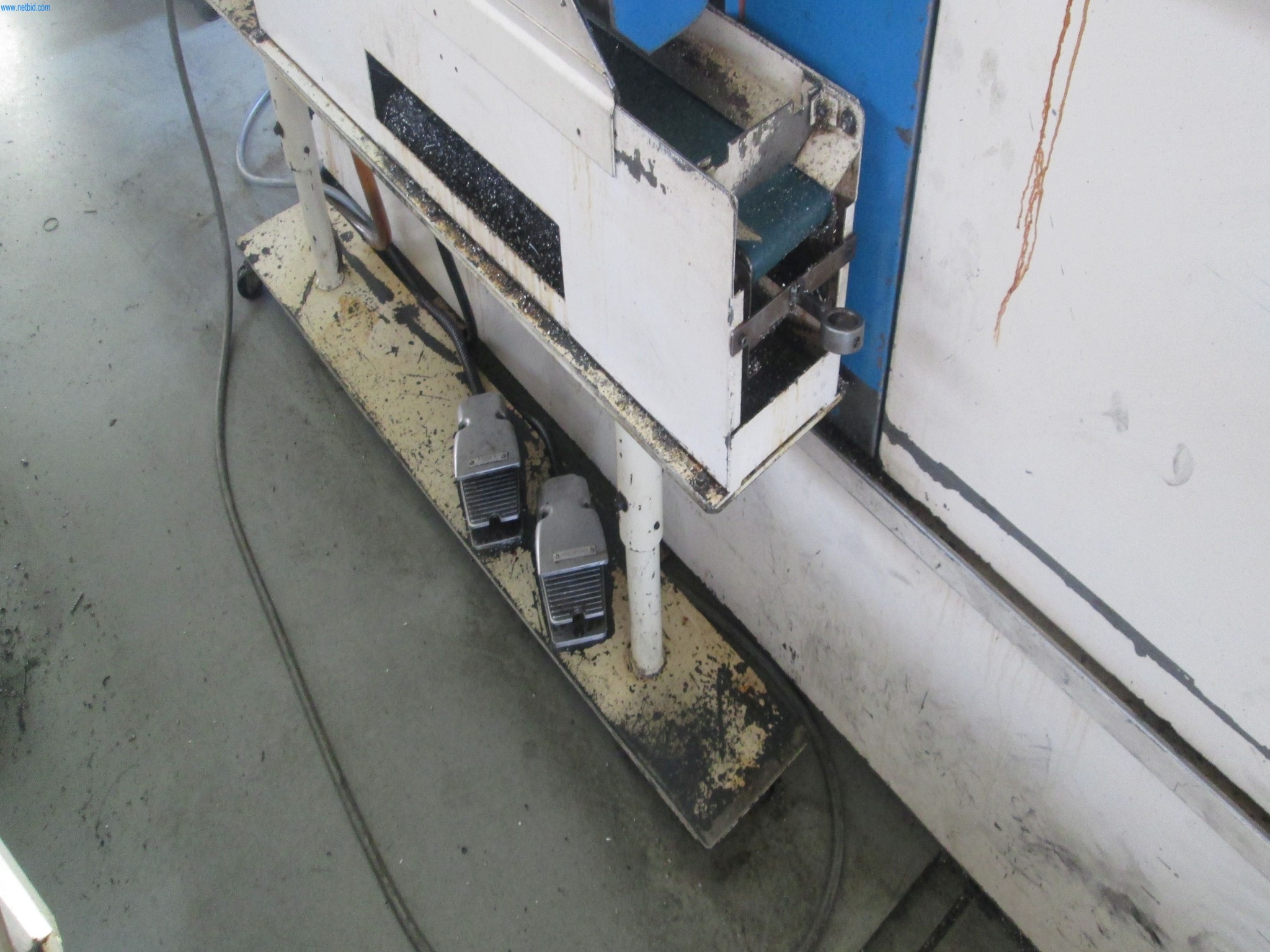 Machines for metal processing-10