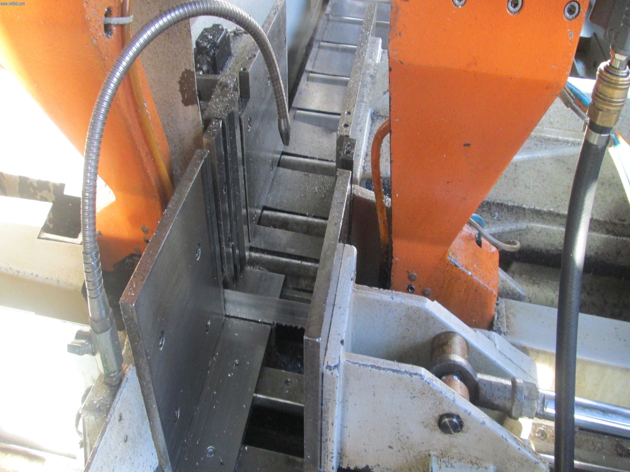 Stroje na zpracování kovů-4