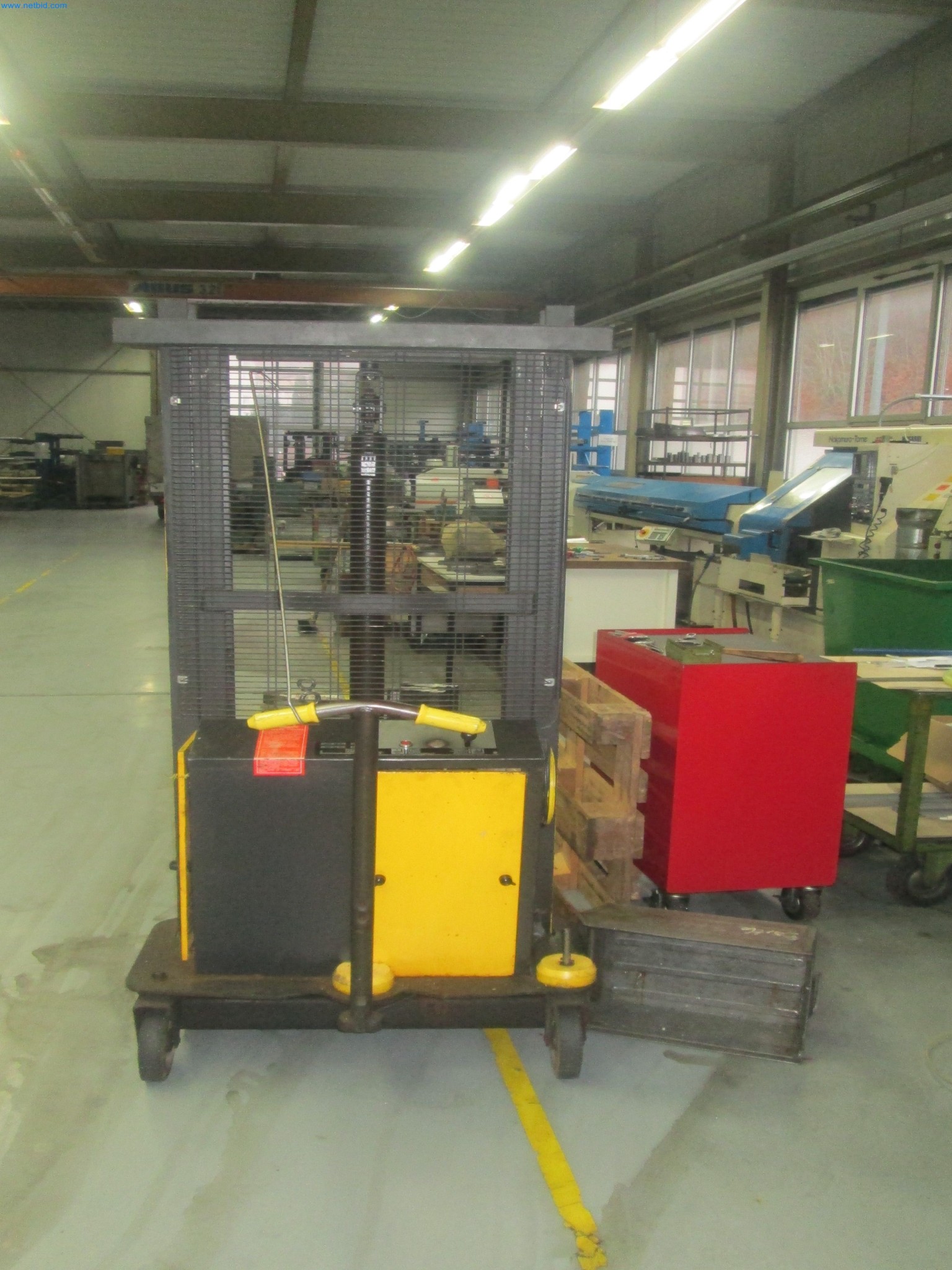 Maschinen für die Metallverarbeitung -2