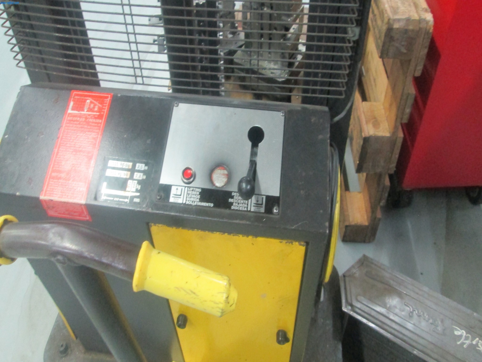 Maschinen für die Metallverarbeitung -3