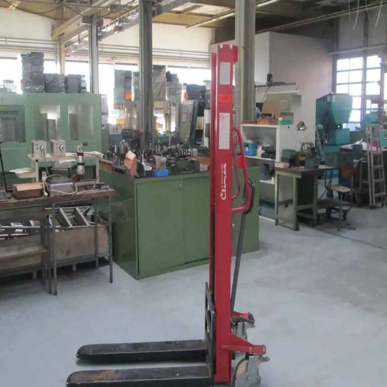 Podnośnik palet Climax SM1016